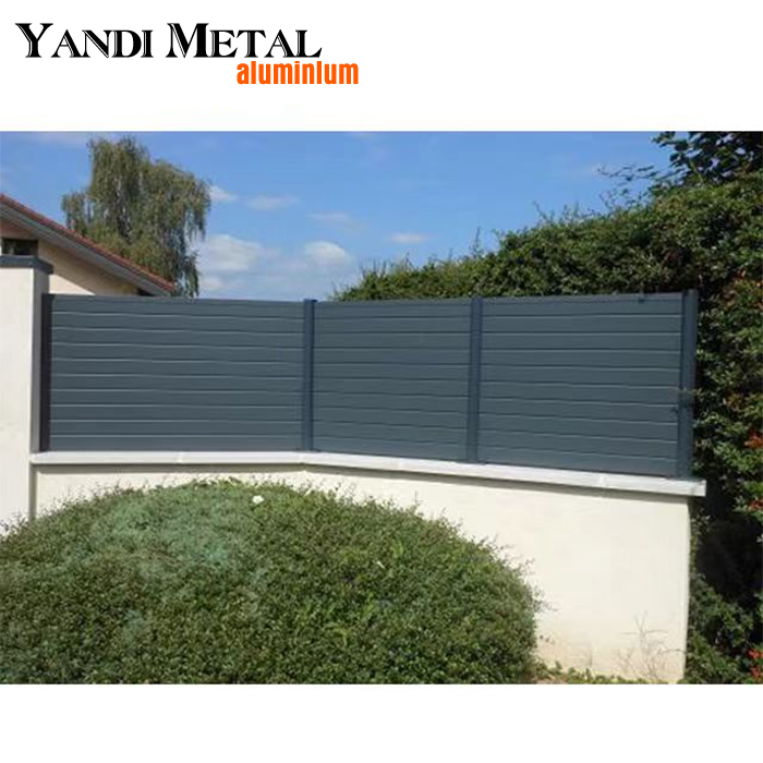 Valla de aluminio con panel de pared de diseño personalizado para valla de jardín de aluminio Yandi