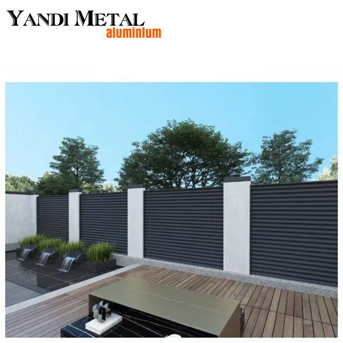 Privacidad Balcón de aluminio Seguridad Panel de valla de jardín de puerta de red de valla de aluminio con recubrimiento de polvo negro