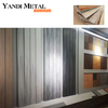 Venta caliente, material de listón privado compuesto barato para jardín, valla de tablero extruido de madera, tablero de plástico de madera, marco de aluminio, conjunto para exteriores