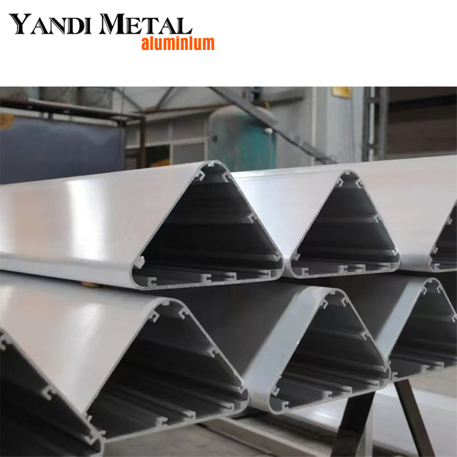 Moldes de extrusión de aluminio personalizados para pila de carga CNC de carcasa de aluminio