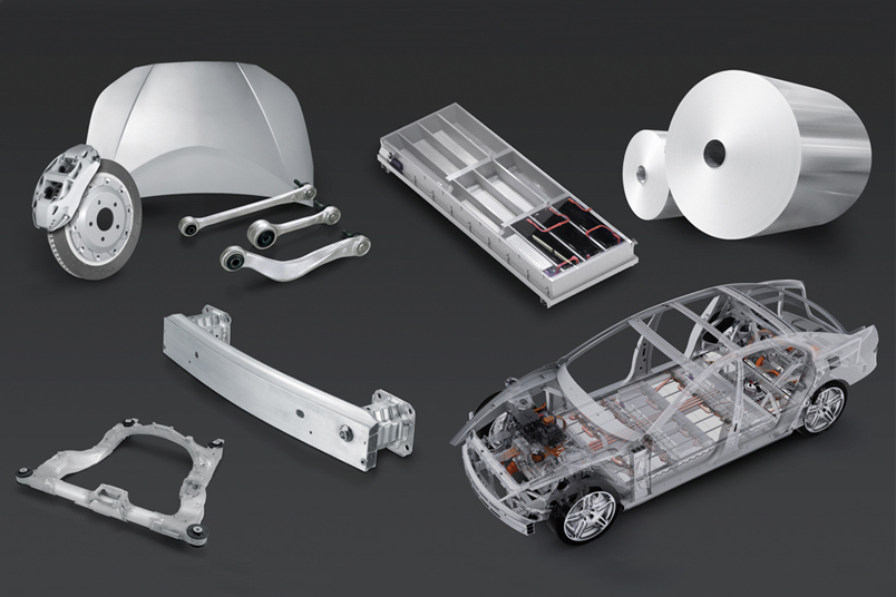 Extrusión de aluminio para componentes automotrices livianos
