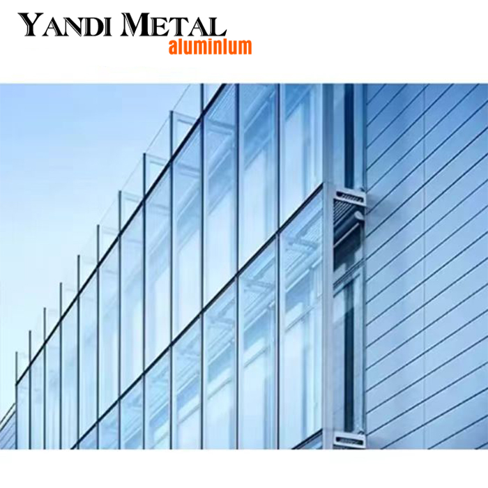 La aduana impermeable del sol coloreó el ajuste exterior del exterior de la aleación de las persianas de aluminio del muro cortina de cristal plateado