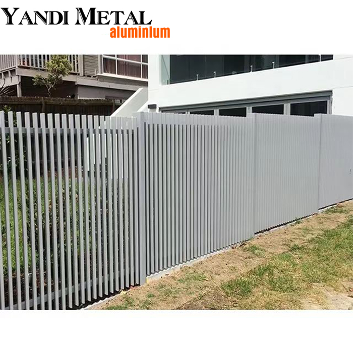 Valla de privacidad de aluminio caliente Valla de jardín de seguridad de aluminio de diseño personalizado