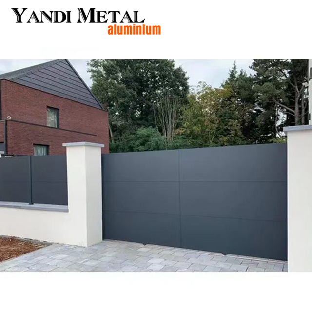 Sistema de puerta en voladizo moderno, puerta peatonal de aluminio para jardín, kit de puerta en voladizo de aluminio corredera de privacidad automática